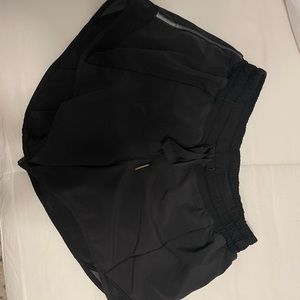 Lulu lemon hotty hot low rise shorts